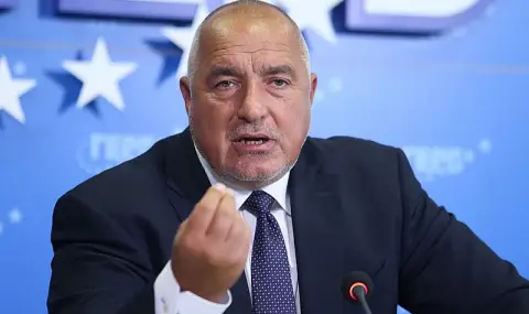 ГЕРБ се изправя срещу най-доверения човек на Радев