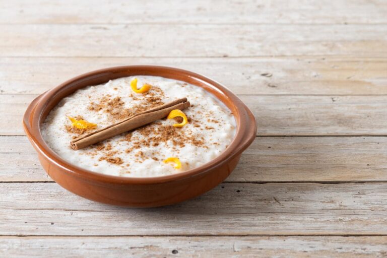 Класическа рецепта за мляко с ориз