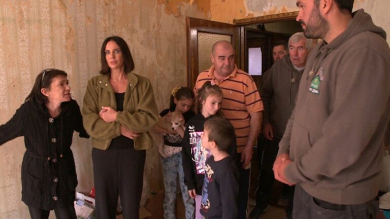 Почина Майка на Три Деца, Участвали в „Бригада Нов Дом“