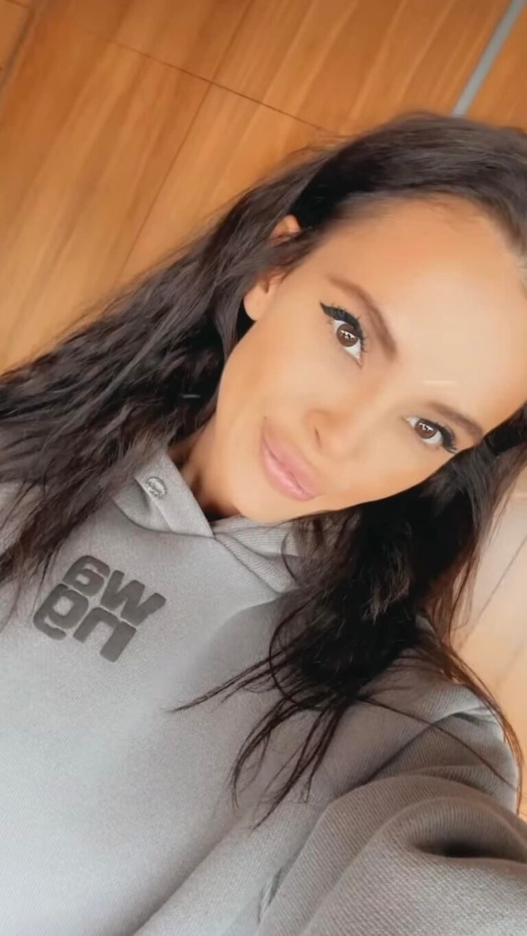 Поглед към семейството на Мария – вижте нейната майка