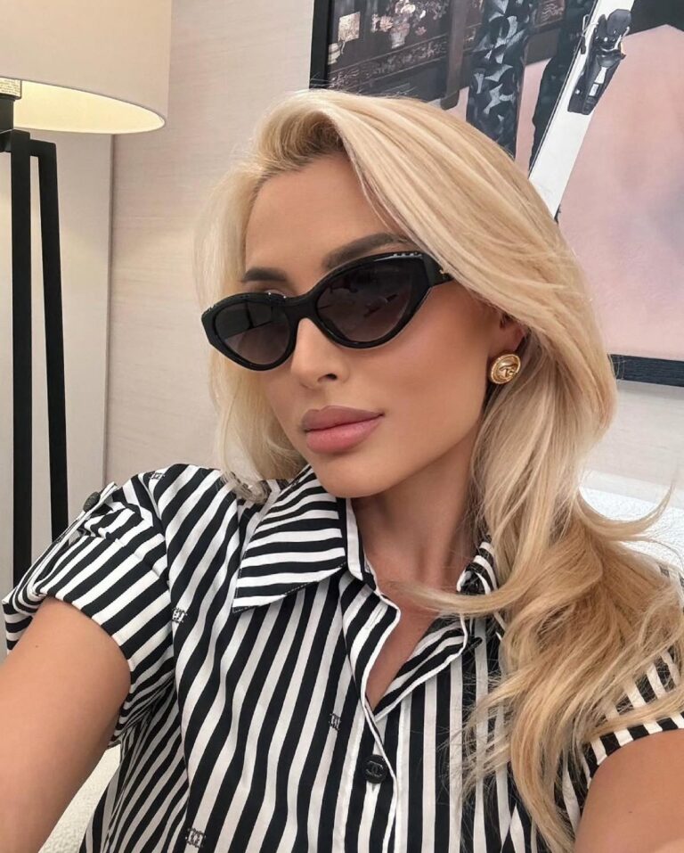 Все едно беше вчера … а вече 17 години на музикалната сцена – Цветелина Янева