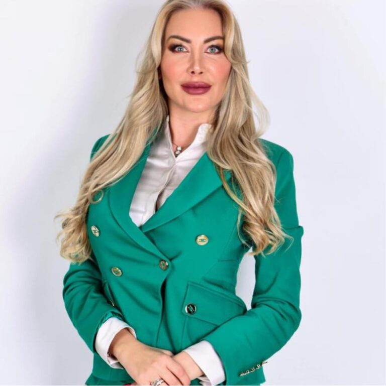 Мис България 2009 – Антония Батинкова с радост в личен план