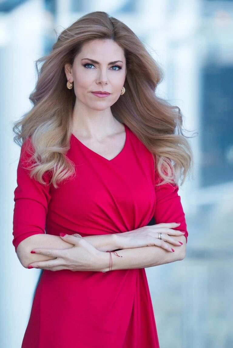 Деси Банова спомен за едно чаровно начало преди 27 години