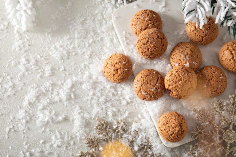 Рецепта за бели коледни сладки – лесни и ароматни