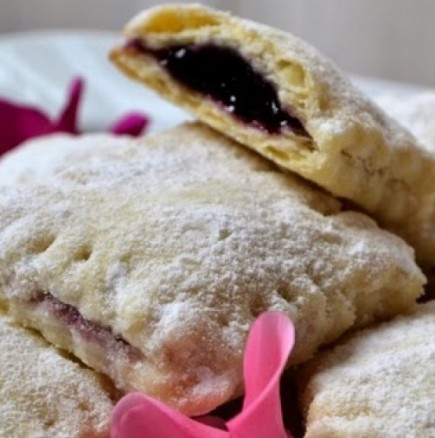 Бабини сладки с мармалад – лесни великденски сладки